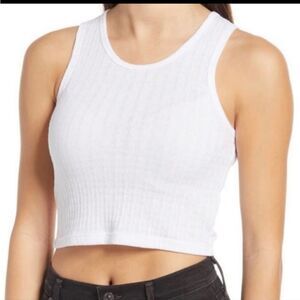 All In Favor NWT White Pucker Ribbed Textured Crop Top M